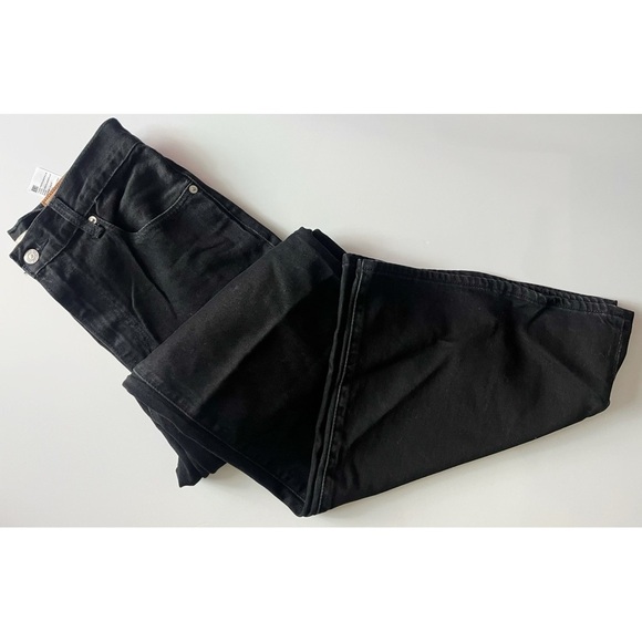 Levi’s • Black High Loose Flare Jeans - Picture 4 of 10